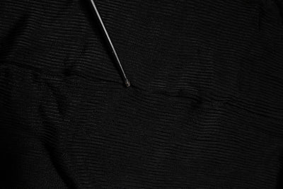 Black Knit Long Sleeves Turtleneck Slim Top