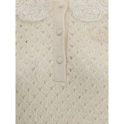 Sweater with lace collar