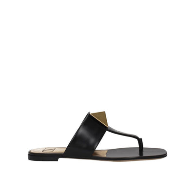 One Stud Leather Thong Sandals